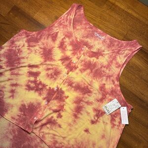 Mudd Tie Dye Button Front Tank Top High Low Hem Gold Yellow Pink Size 2X NEW